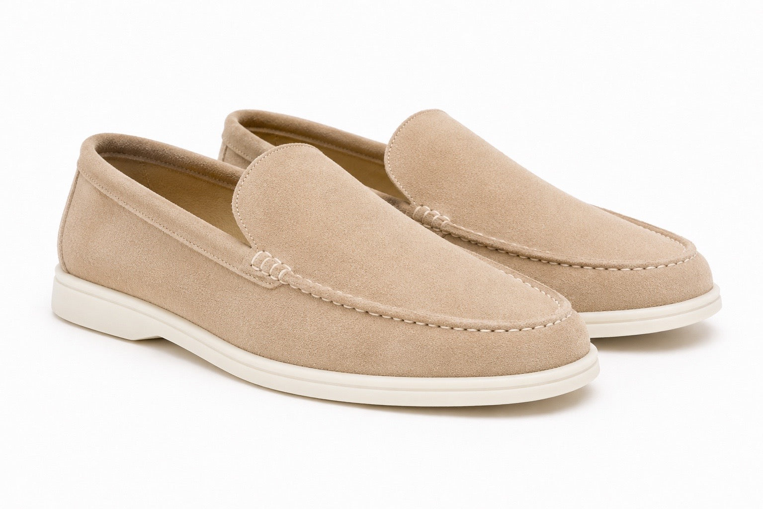 Loafers beige