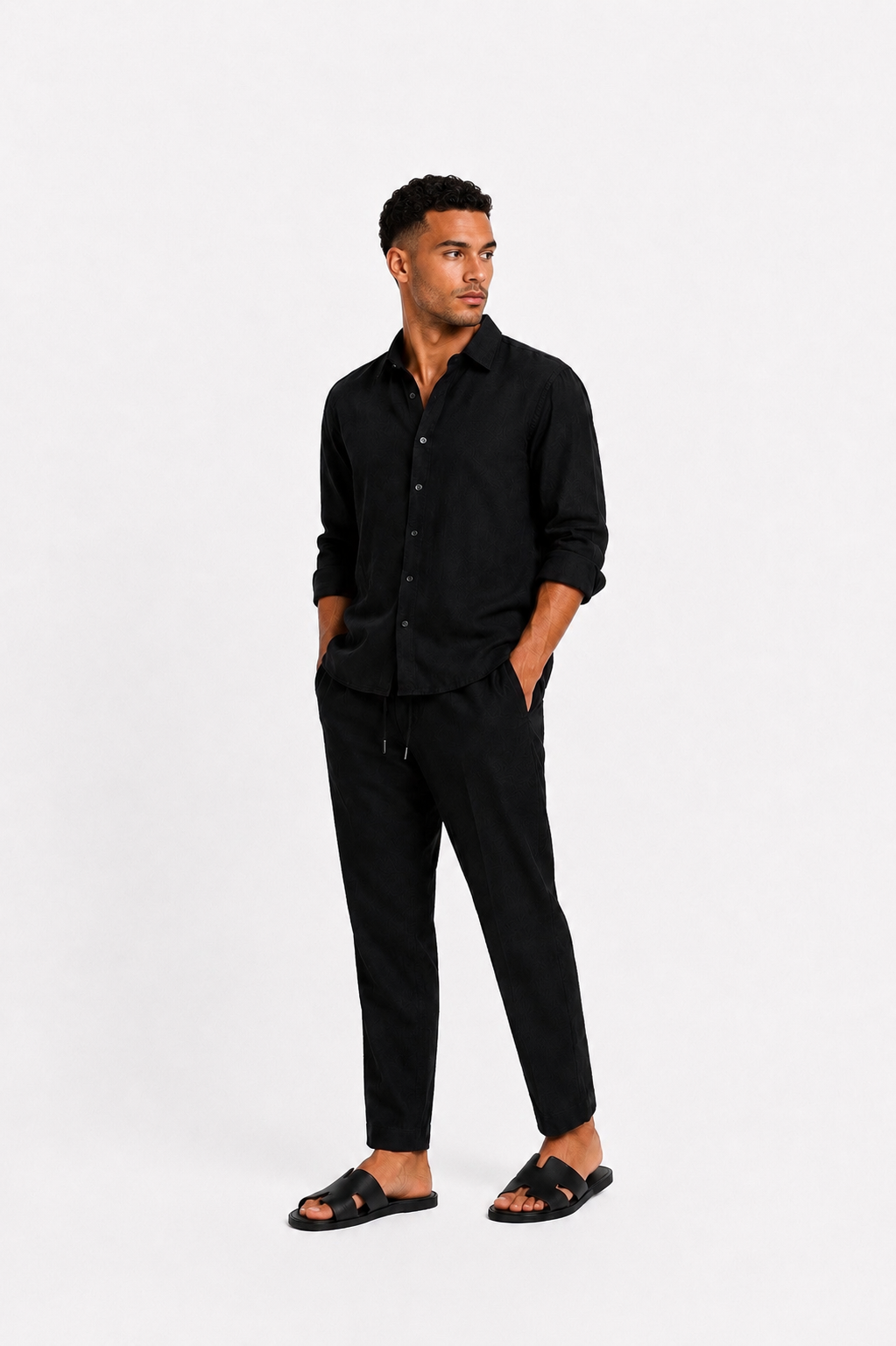 Long-sleeved linen shirt